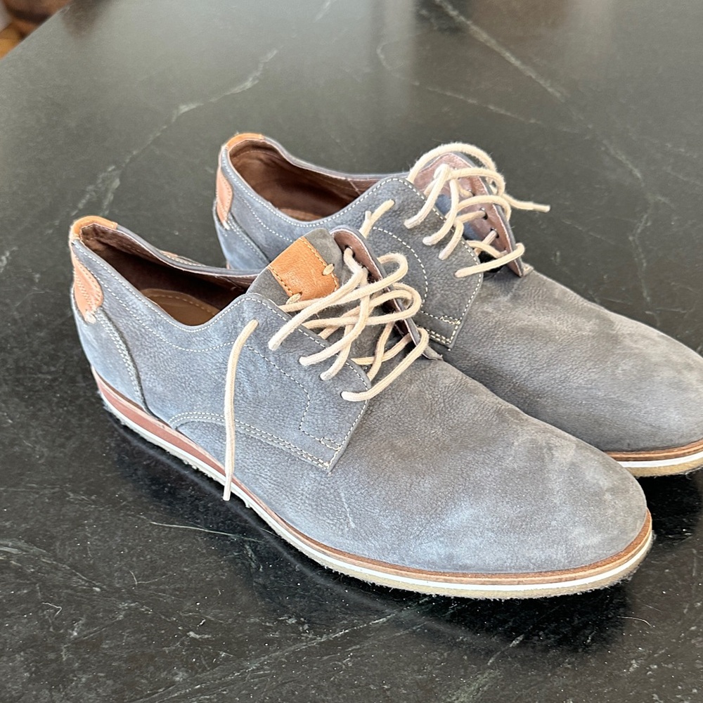 Johnston & Murphy Gray Suede Oxfords size 10